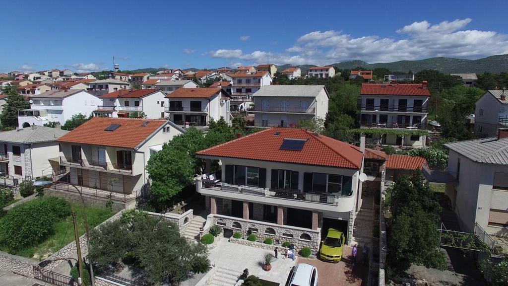 Biuk Apartments Novi Vinodolski Exterior foto